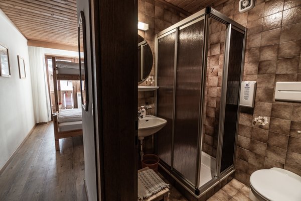 Foto vom Bad Bed & Breakfast Ciasa Dorigo