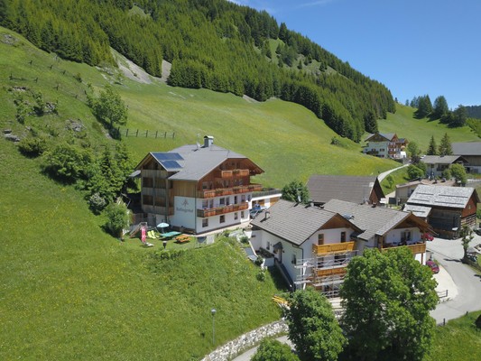 Foto Außenansicht Residence Haflingerhof