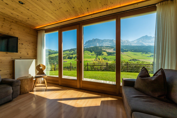 The living area Farmhouse apartments Paracia