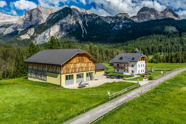 Photo exteriors in summer Les Pizades