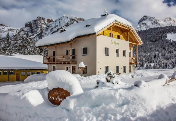 Photo exteriors in winter Les Pizades