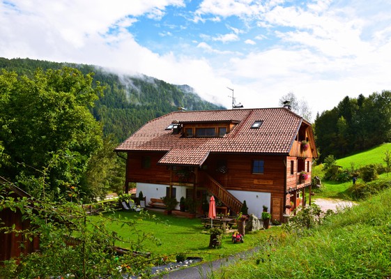 Foto Außenansicht Ferienwohnungen auf dem Bauernhof Winnewieser