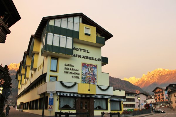 Foto estiva di presentazione Centro benessere Hotel Mirabello