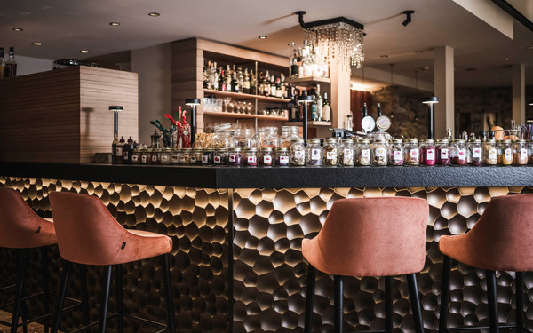 Foto von der Bar Hotel Excelsior Dolomites Life Resort
