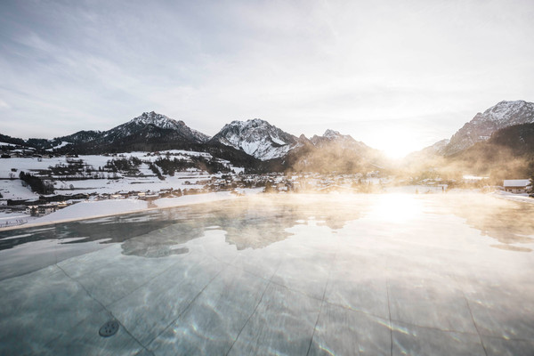 Foto Außenansicht Hotel Excelsior Dolomites Life Resort