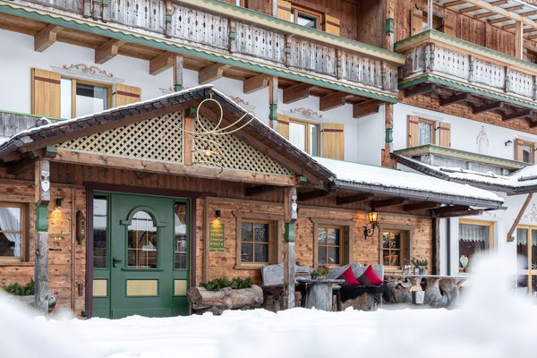 Foto invernale di presentazione Aqua Bad Cortina · thermal bio-hotel
