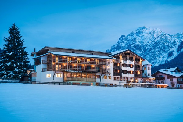Photo exteriors Hotel Mareo Dolomites