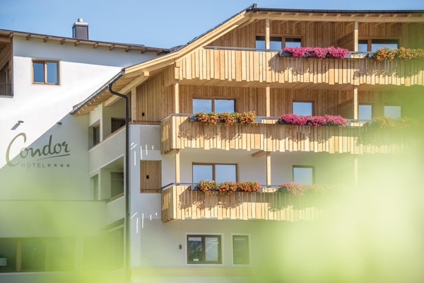 Foto Außenansicht Hotel Condor