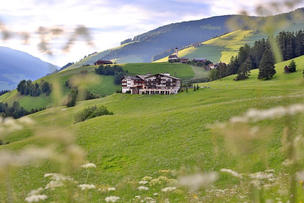 Foto Außenansicht Hotel Bella Vista Hotel Emma