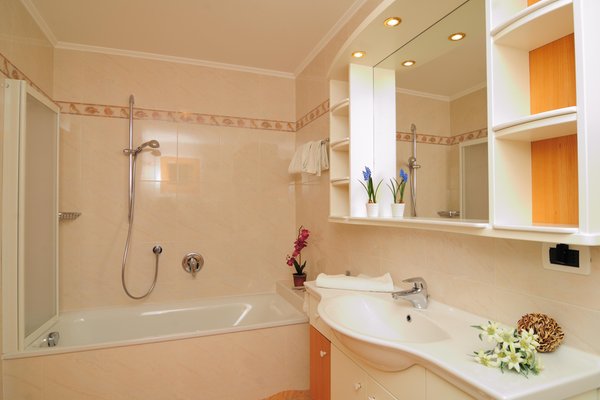 Foto del bagno Appartamenti Villa Nussbaumer