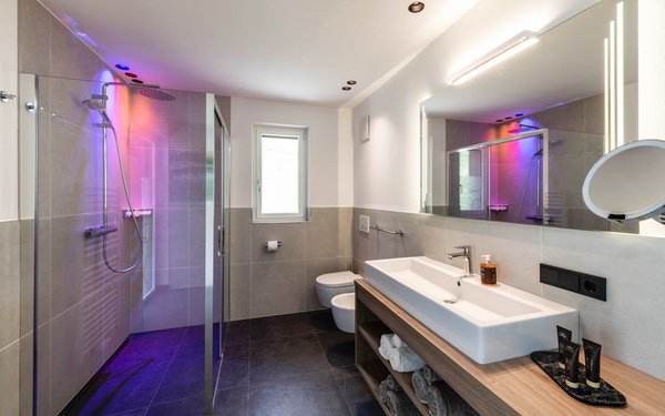 Foto vom Bad Ferienwohnungen Cadepunt Lodge