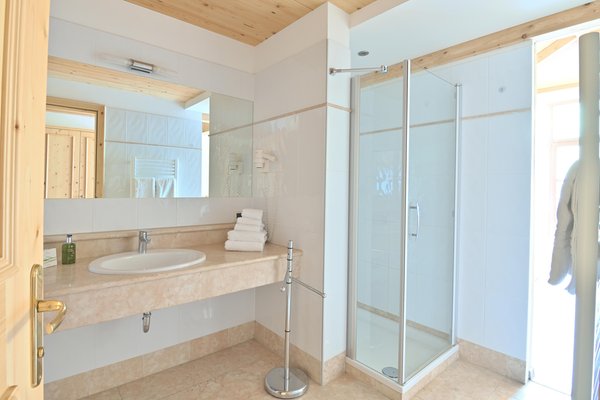 Photo of the bathroom Hotel Monte Paraccia