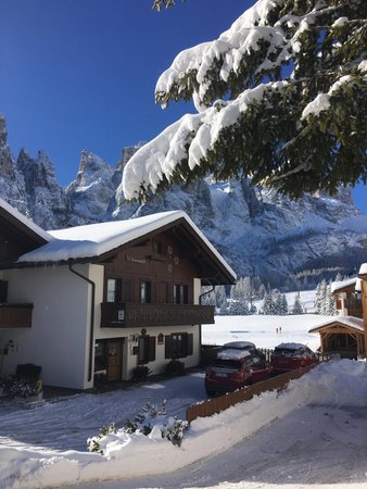 Foto esterno in inverno Fiordalisi