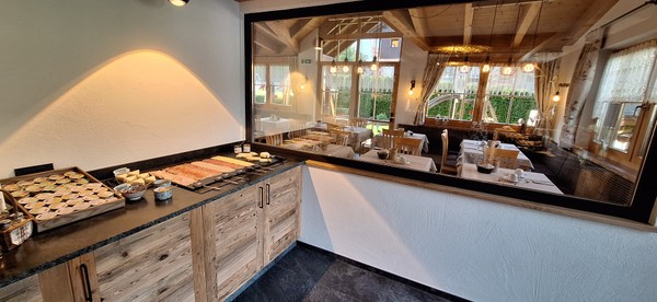 The breakfast B&B-Hotel + Residence Diamant