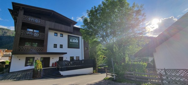 Photo exteriors Garni Residence ALNÖ