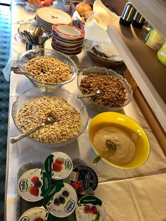 The breakfast Bed & Breakfast Chalet Les Nainores