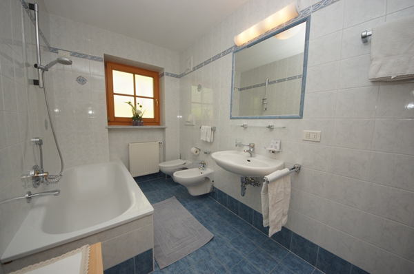 Photo of the bathroom Apartments Ciasa Pedagà