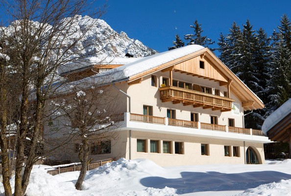 Foto Außenansicht Residence Runcac