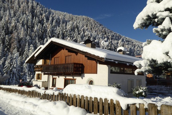 Foto Außenansicht Ferienwohnung Ciasa Stoffl