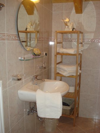 Foto del bagno Appartamenti in agriturismo Lü de Bolser