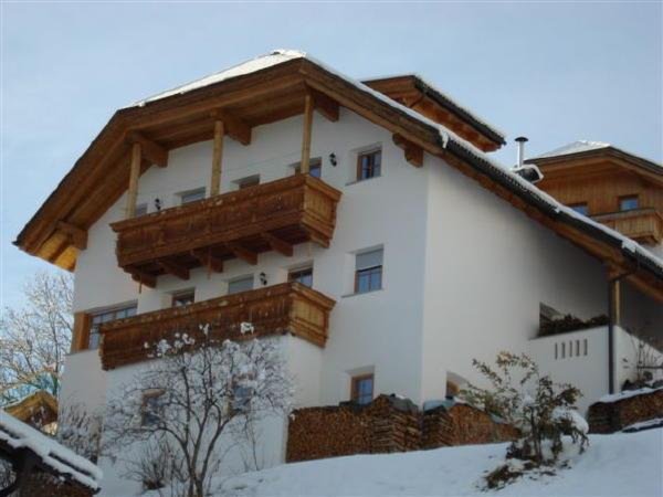 Foto esterno in inverno Lü de Bolser