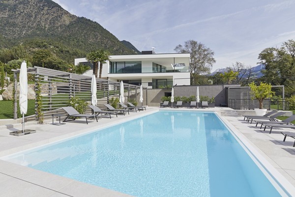 Foto Außenansicht The View Luxury Suites