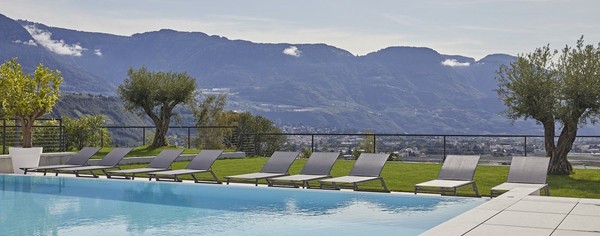 Foto della piscina all'aperto