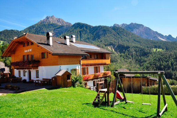 Foto Außenansicht im Sommer Ciasa Cone da Val