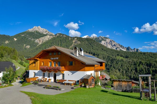Foto Außenansicht im Sommer Ciasa Cone da Val