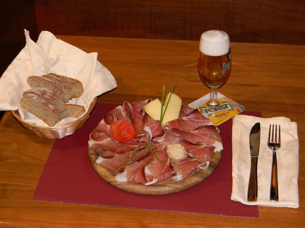 The restaurant Brunico / Bruneck Bologna