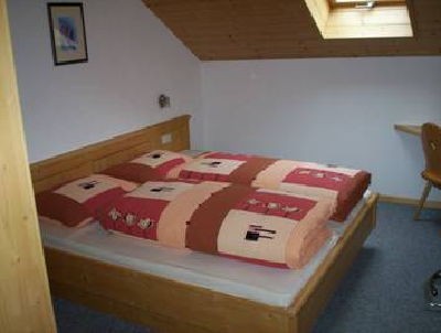 Foto vom Zimmer Ferienwohnungen Ausserkröll