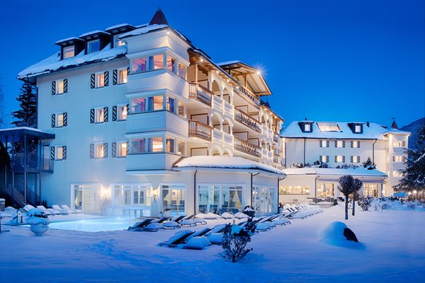 Foto invernale di presentazione Das Majestic Hotel & Spa Resort
