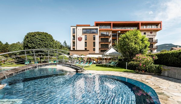 Photo of the outdoor swimming pool