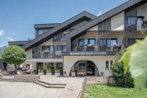 Foto Außenansicht Hotel Krondlhof