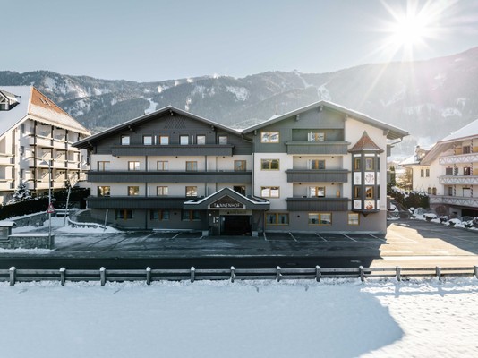 Photo exteriors Hotel Tannenhof