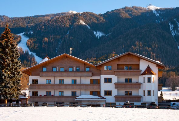 Foto invernale di presentazione Hotel Tannenhof