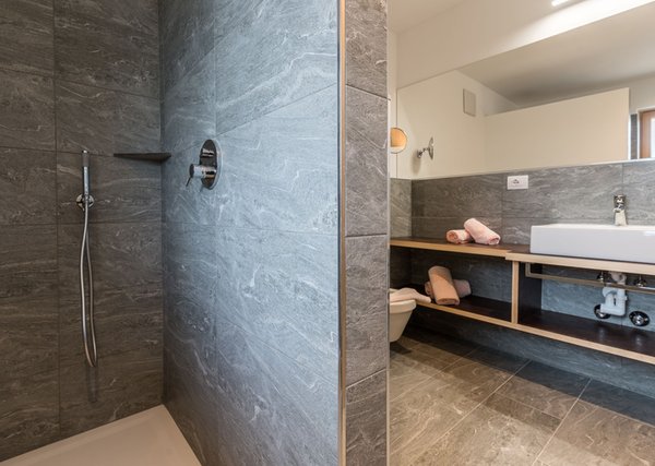 Foto del bagno Hotel B&B Feldmessner