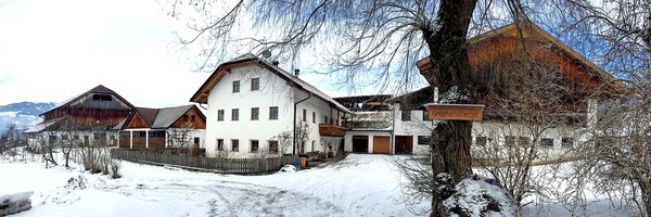 Foto Außenansicht im Winter Großflatscherhof