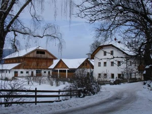Foto Außenansicht Ferienwohnungen auf dem Bauernhof Großflatscherhof