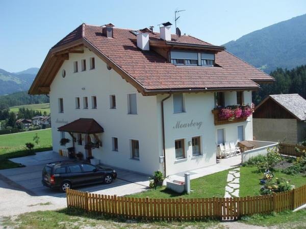 Foto estiva di presentazione Appartamenti Moarberg