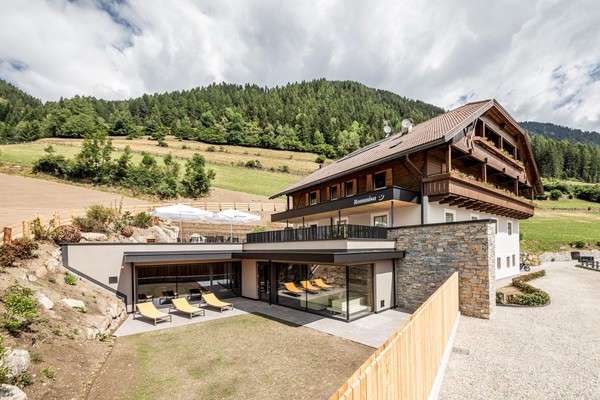 Foto Außenansicht Hotel Rommisa