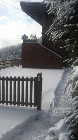 Photo exteriors in winter Cornon