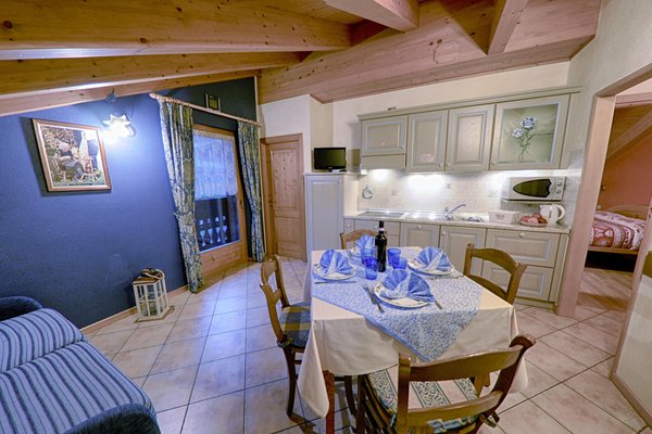 La zona giorno Rosengarden Alpine Residence