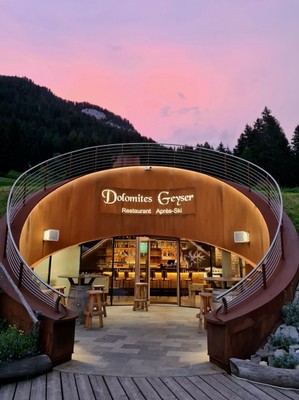Photo exteriors Dolomites Geyser Restaurant Après Ski