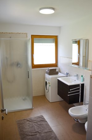 Foto del bagno Appartamenti in agriturismo Oberparnai-Hof
