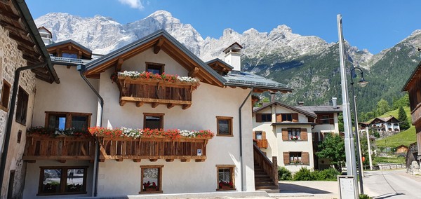 Foto Außenansicht Stella Alpina Suite