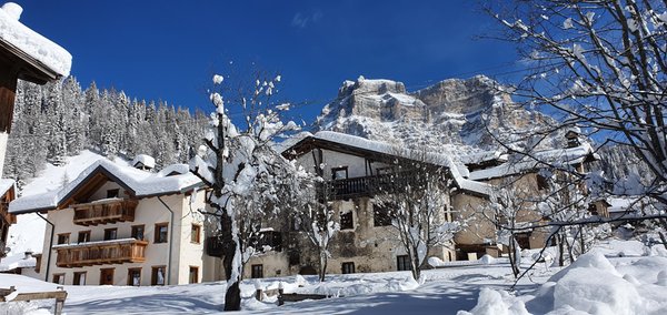 Photo exteriors in winter Stella Alpina Suite
