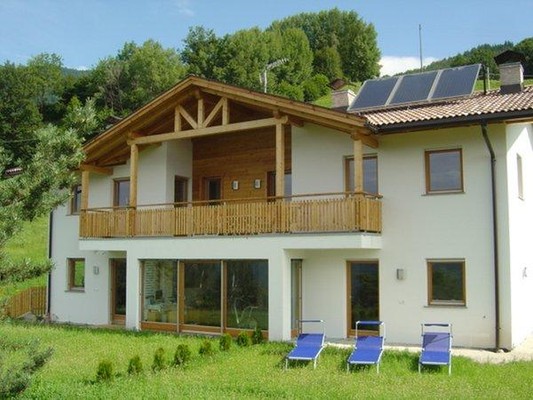 Foto Außenansicht Ferienwohnungen auf dem Bauernhof Schloterhof