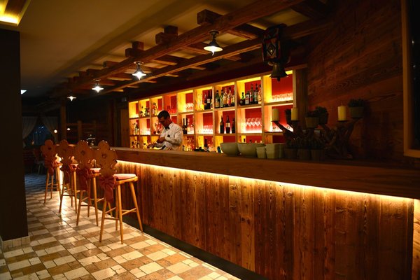 Foto del bar Hotel Dolomit Family Resort Garberhof