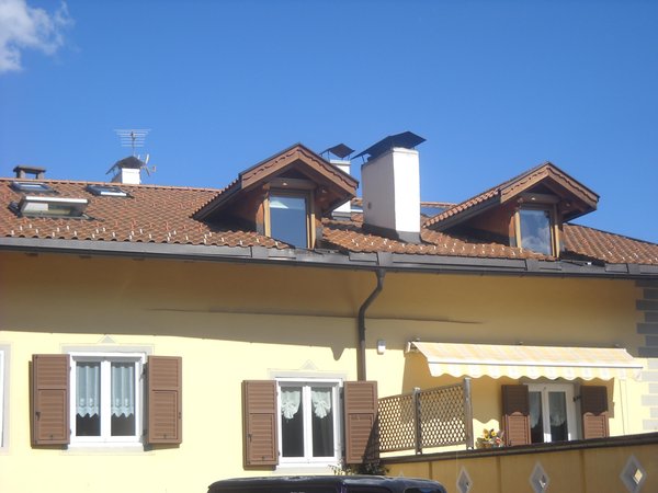 Foto esterno in estate Giacomuzzi Ruggero